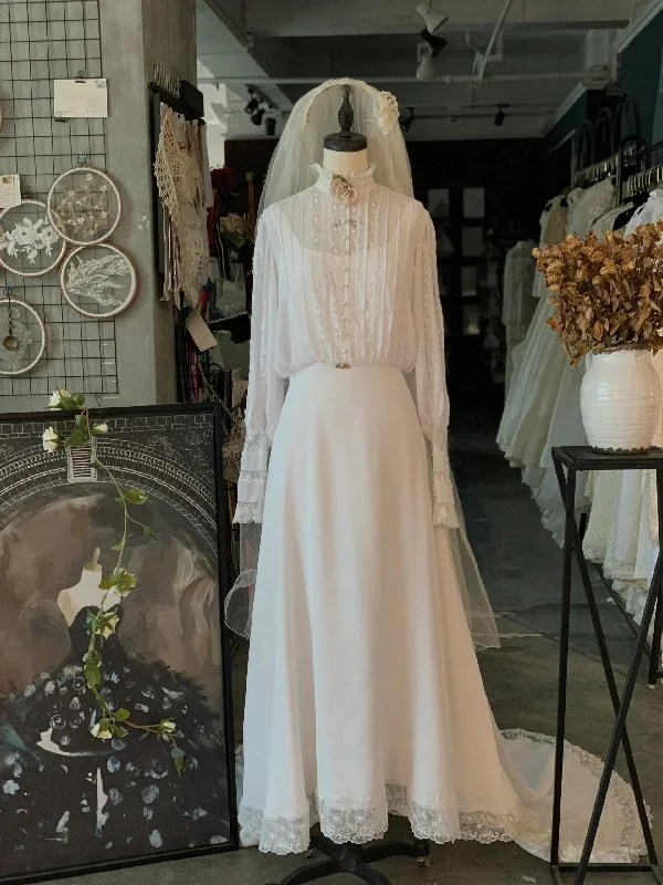 Chiffon Modest Vintage Wedding Dress with Long Sleeves Off-shoulder Bridal Gown