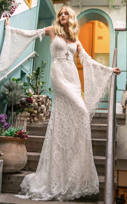 Elegant Floral Mermaid Detachable Bell Sleeves Boho Lace Wedding Dress Elopement Romantic Garden Beach Spaghetti Straps Bridal Gown Elegant Lace Gown