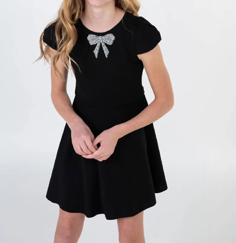 Girls Cassy Dress In Black Striped unclassified dresses