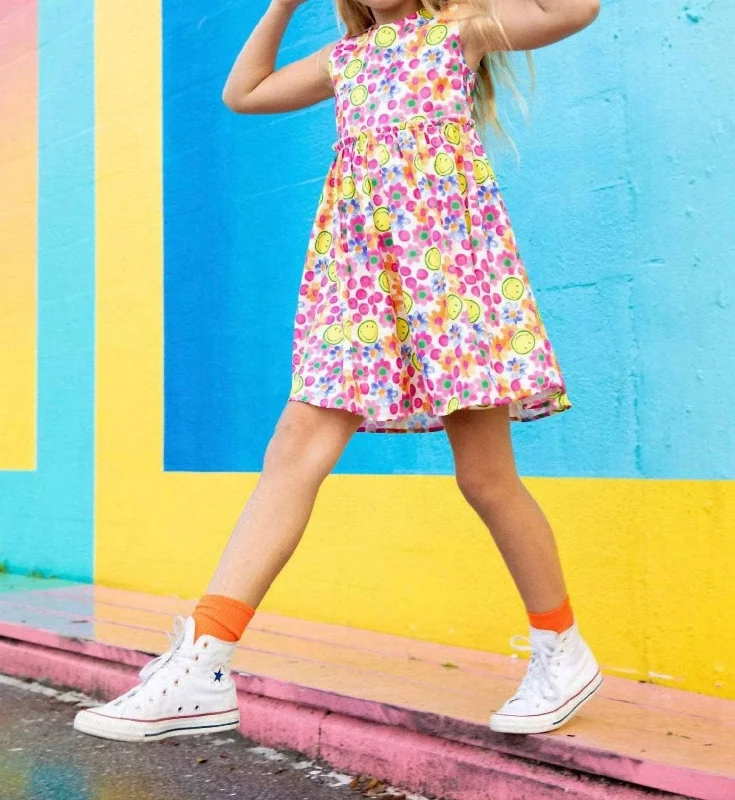 Girls Smiley Flowers Dress In Multi Color block unclassified dresses