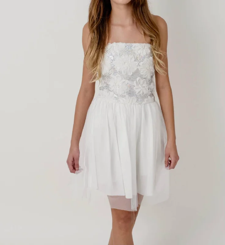 Marianne Dress In Flora White Elegant unclassified dresses